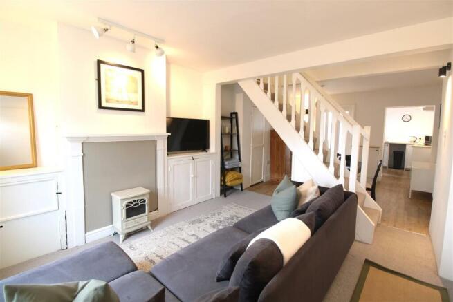 lounge.JPG
