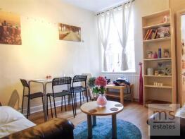 54, Cycle Road, Nottingham NG7 2DT