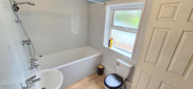 4 bed Terraced for sale Image 7