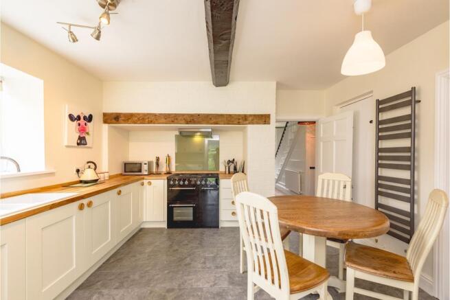Kitchen / Breakfast