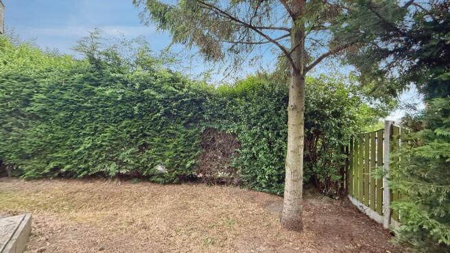 3 bed Semi-Detached for sale Image 12
