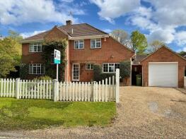 Oakhurst, Station Road, Bentley, Farnham GU10 5LA