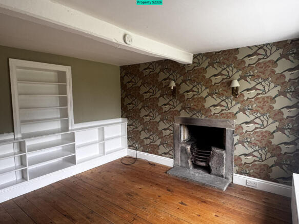 4 bed Detached to rent Image 4