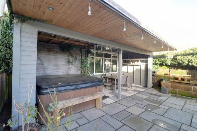 Al Fresco Dining Area