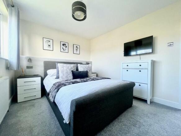 167 Foster Way 2.jpg