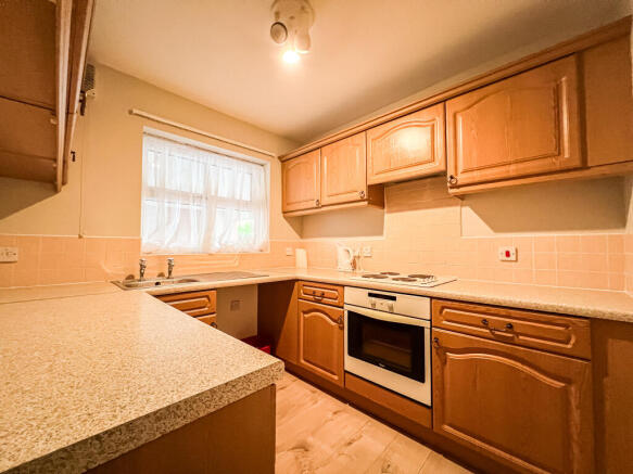 35 Kernal Road - kitchen