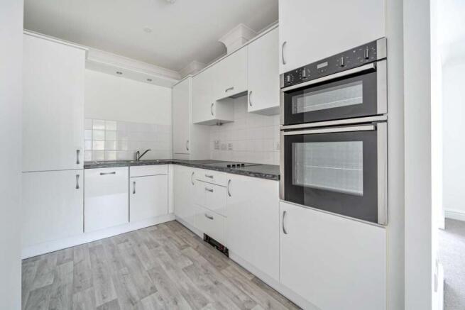 Vivary House, KInglake Drive, Taunton, TA1 photo 4
