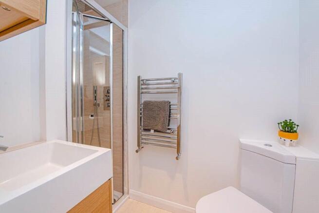 Annexe shower room