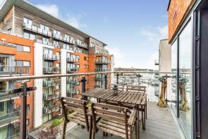 Flat 226, The Blake Building, Ocean Way, Southampton SO14 3LJ