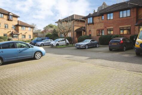 Polehampton Close, Twyford, Reading, Berkshire, RG10