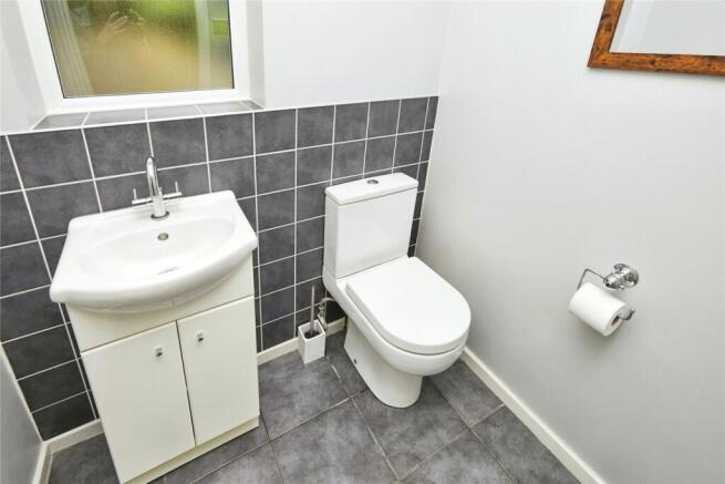 Cloakroom Wc