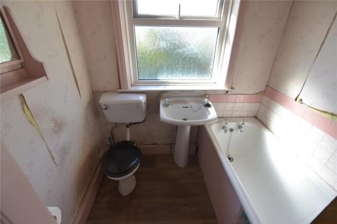 3 bed Semi-Detached for sale Image 9