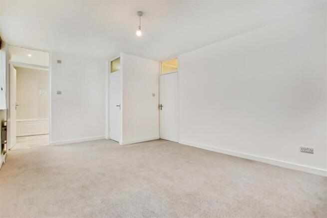 5_Master Bedroom-0.jpg