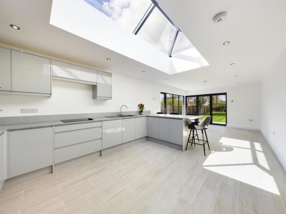 open plan kitchen & breakfast room