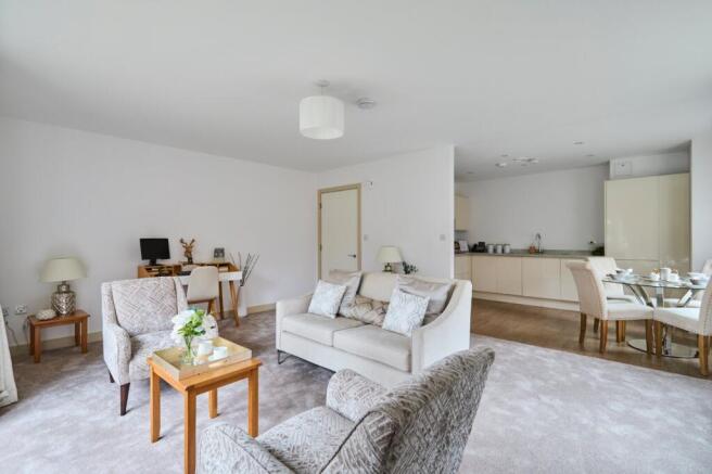 2 bed Retirement Property for sale Image 7