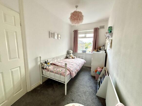 2 bed Terraced for sale Image 9