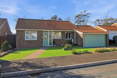 May Avenue, Seaford