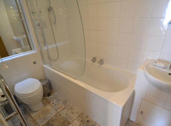 Photo 16