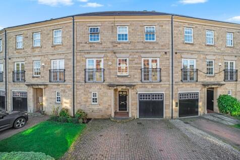 Ron Lawton Crescent, Burley in Wharfedale, Ilkley, West Yorkshire, LS29