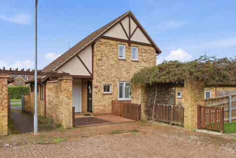 Rosecroft Close, Langdon Hills SS16 6