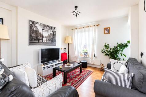 Tufnell Park Road, Tufnell Park, London, N7