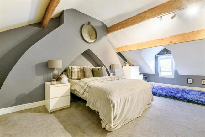 ATTIC ROOM
