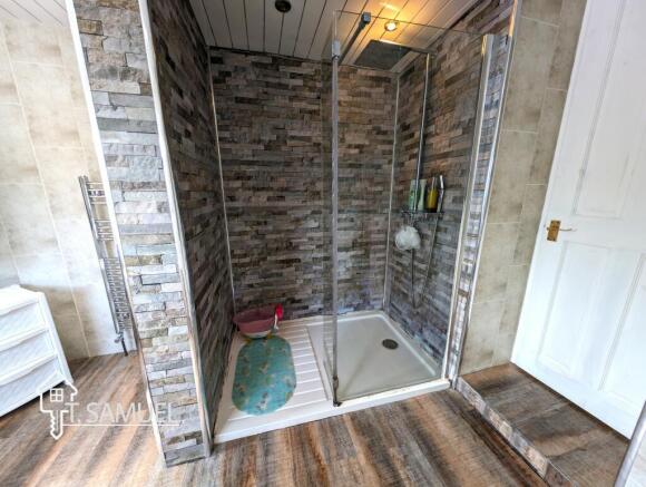 Bathroom 4