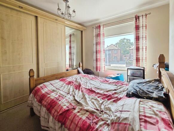 3 bed Terraced for sale Image 8