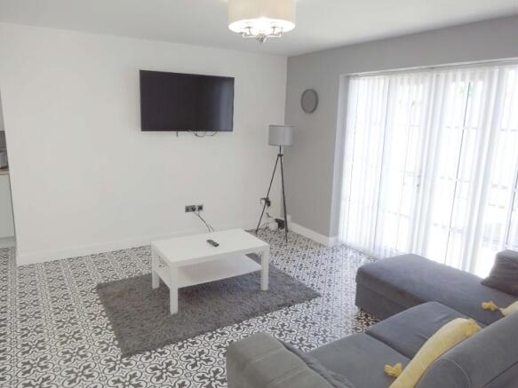Lounge/Din/Kitchen