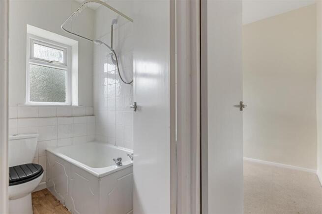 2 bed Terraced for sale Image 11
