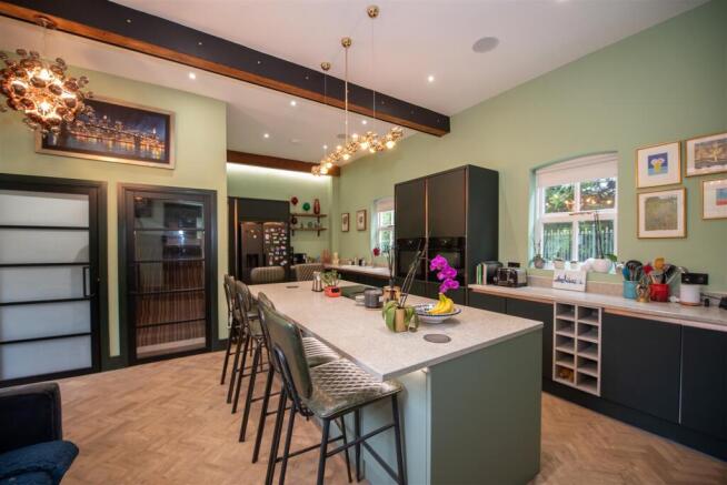 Open Plan Kitchen/Diner/Breakfast Room