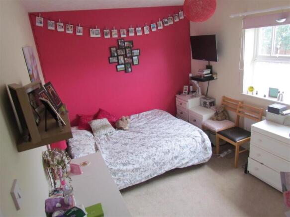 bed 3.JPG