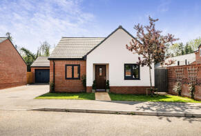 6, Yew Tree Close, Gloucester GL19 3SQ