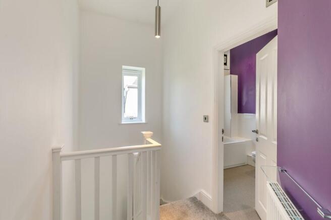 2 bed Terraced to rent Image 9