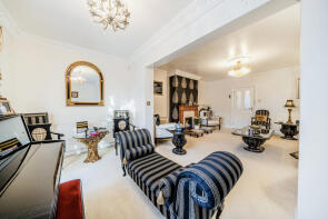 4, Queen Annes Gardens, London W5 5QD