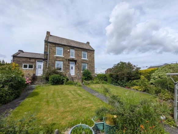 2 bed End of Terrace for sale in bradford
