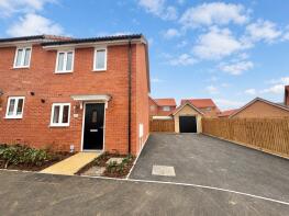 8, Emmerson Close, Stowmarket IP14 1XT
