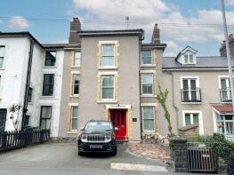 Grosvenor House, Conway Road, Penmaenmawr LL34 6BH