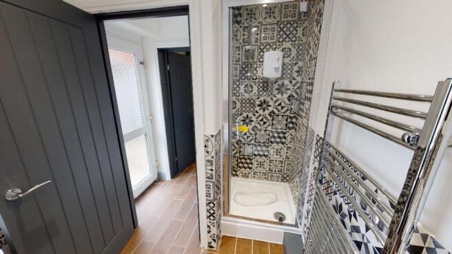 3 bed Terraced for sale Image 12