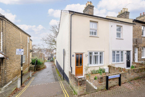 Trinity Street, Bishop's Stortford, CM23