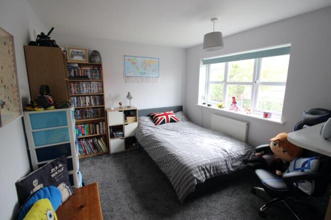Photo 11