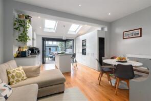 87, Vernon Avenue, Raynes Park, London SW20 8BN