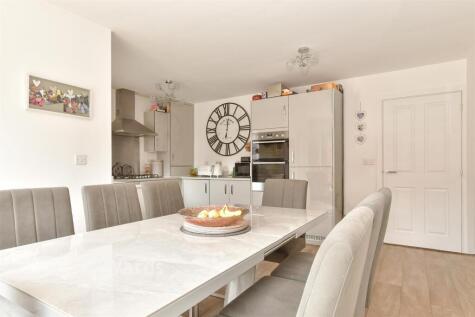 Waterman Way, Wouldham, Rochester, Kent