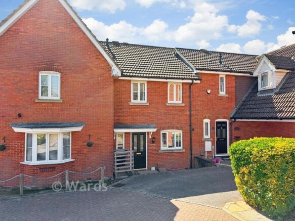 3-bed terraced on Guernsey Way, Kennington, Ashford, Kent, £300,000
