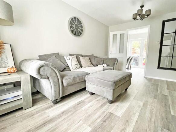 Peggotty Close, Chelmsford photo 3