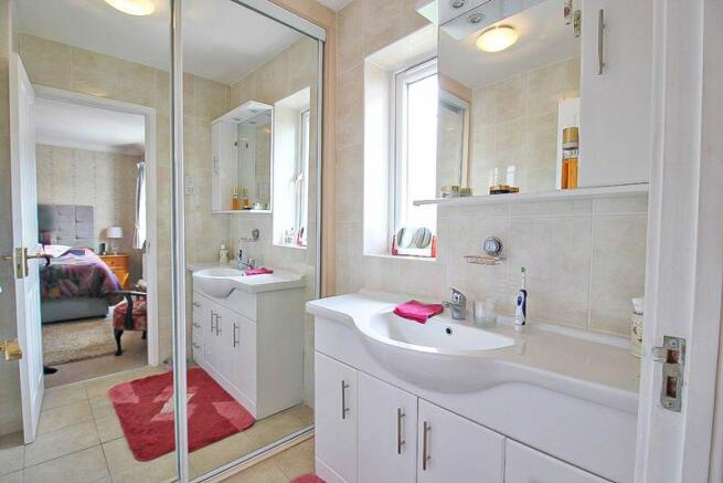 DRESSING AREA