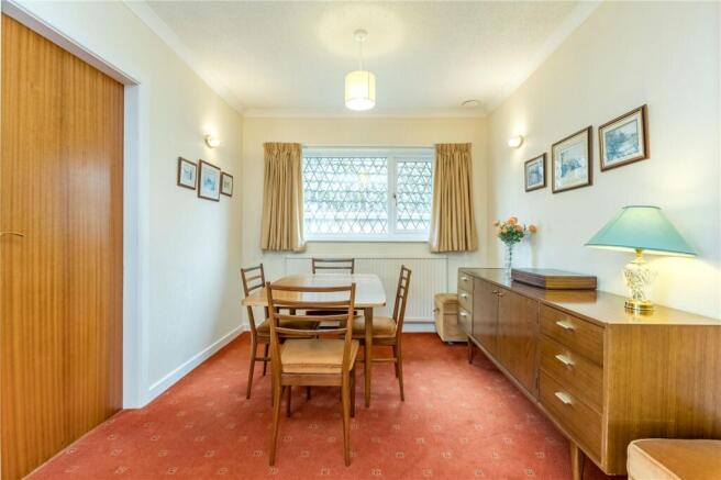 Lounge & Dining Room