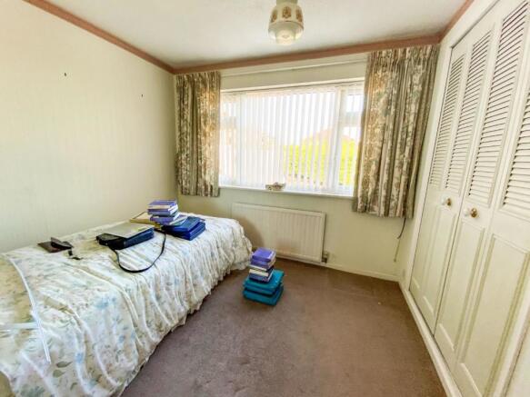 Bed4.JPG