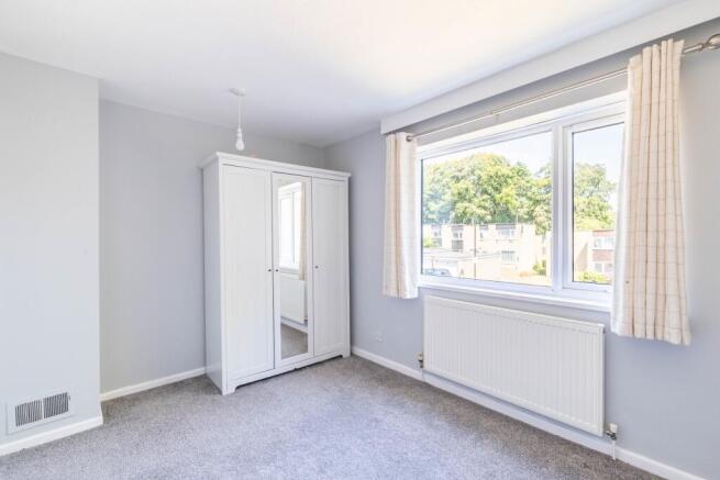 3 bed Terraced for sale Image 8