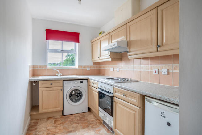 2 bed Apartment for sale Image 5
